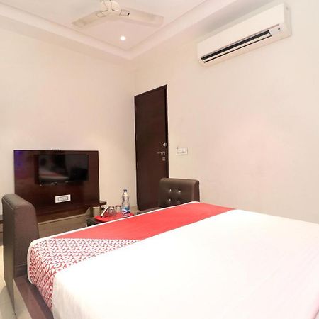 Oyo 14829 Hotel J Cruise Ludhiana Luaran gambar