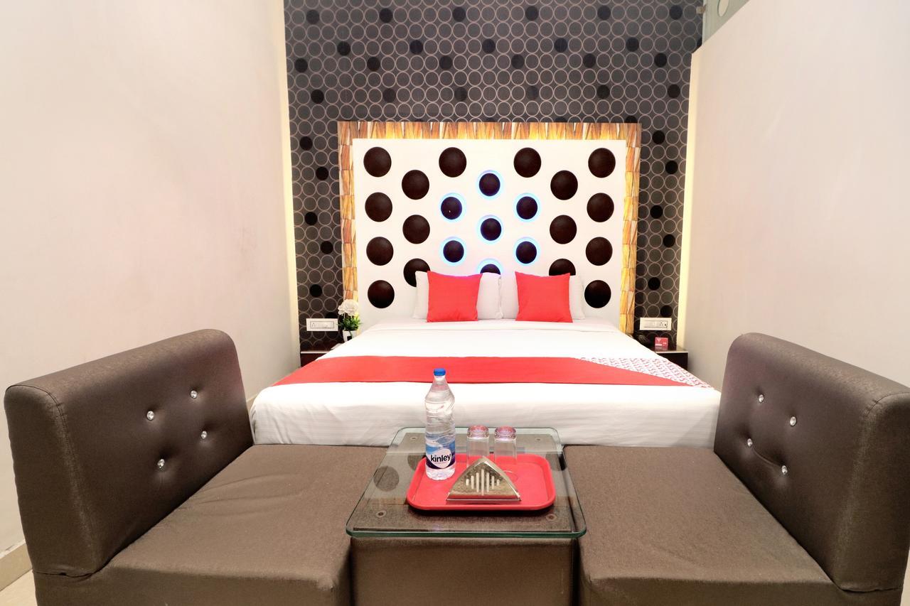 Oyo 14829 Hotel J Cruise Ludhiana Luaran gambar