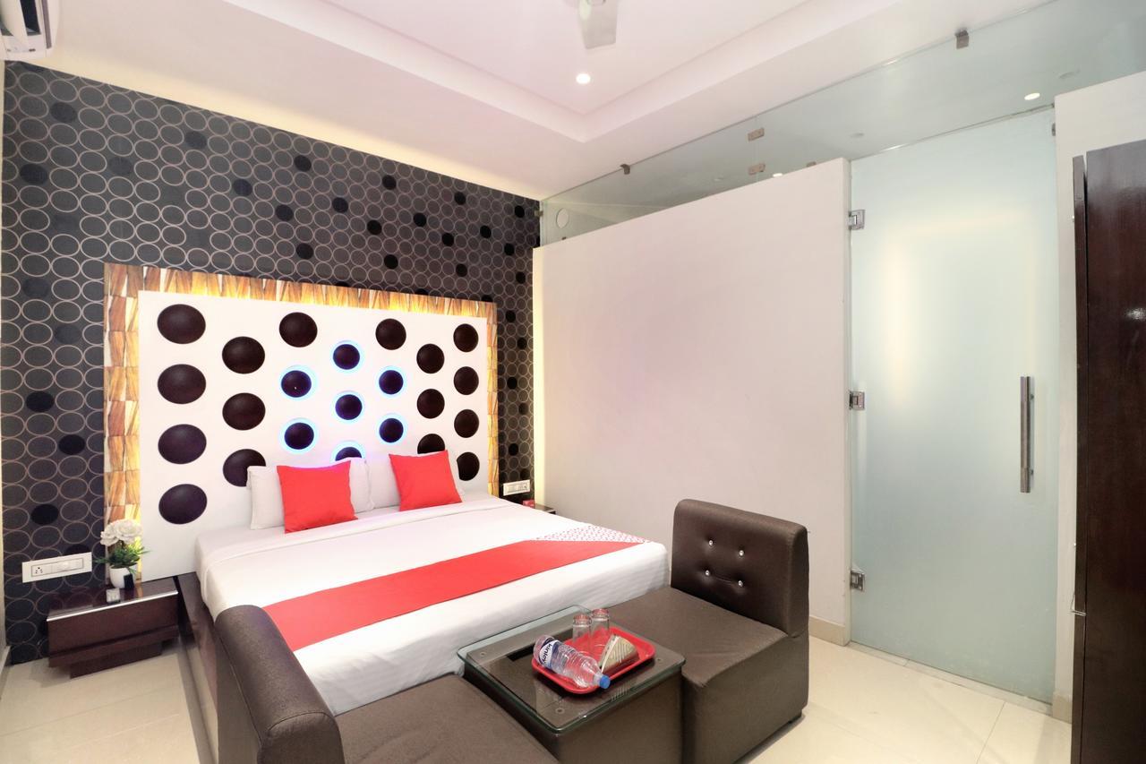 Oyo 14829 Hotel J Cruise Ludhiana Luaran gambar